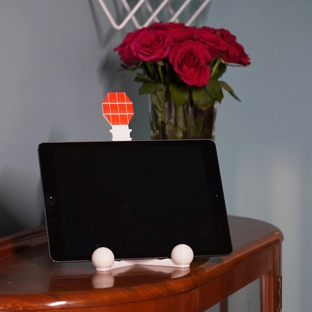 Margate Lido Tablet Stand